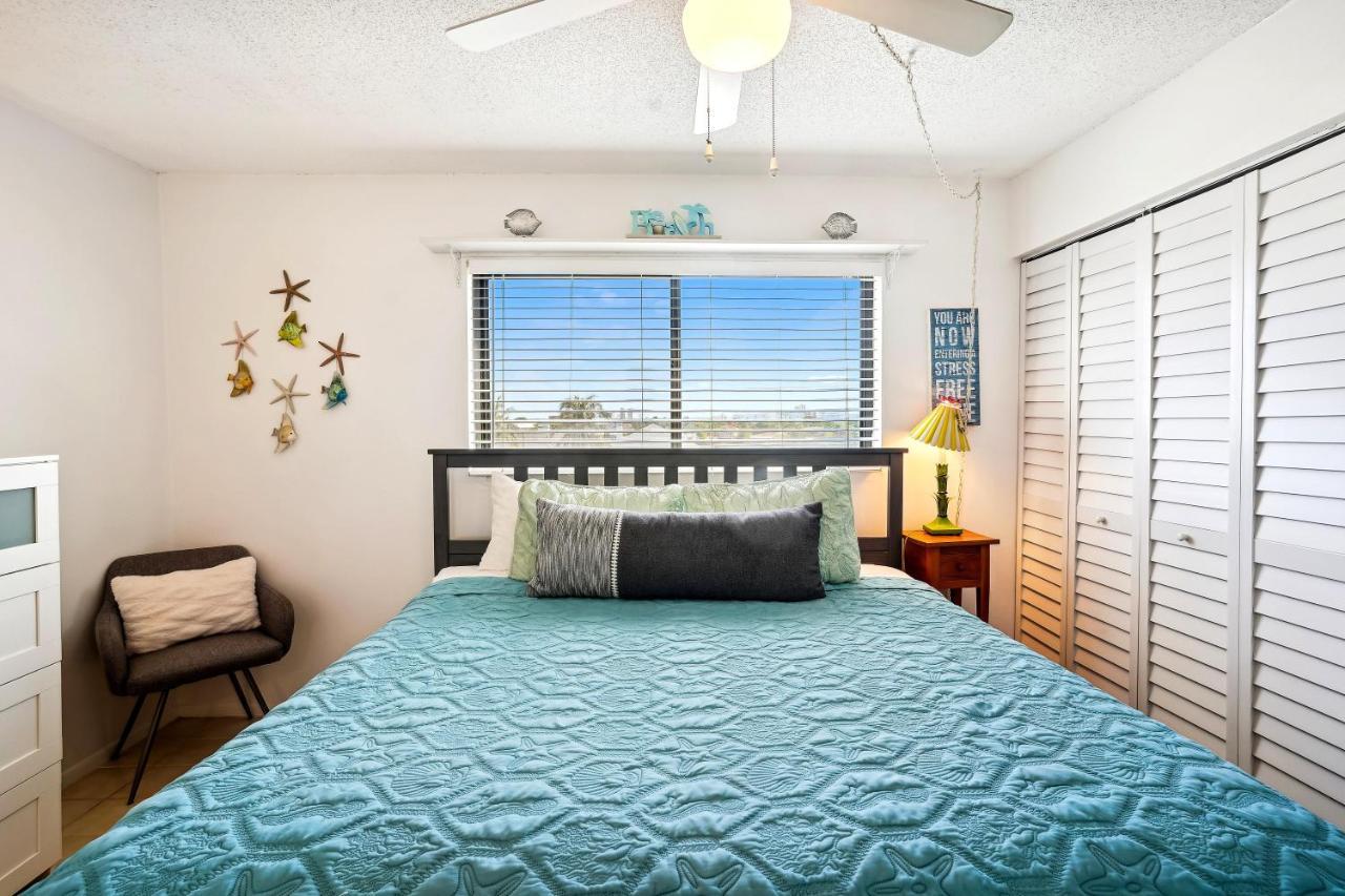 Sunset Chateau 409 St. Pete Beach Exterior foto